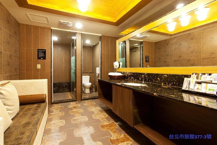 Discovery Motel - Yanping Đài Bắc Ngoại thất bức ảnh