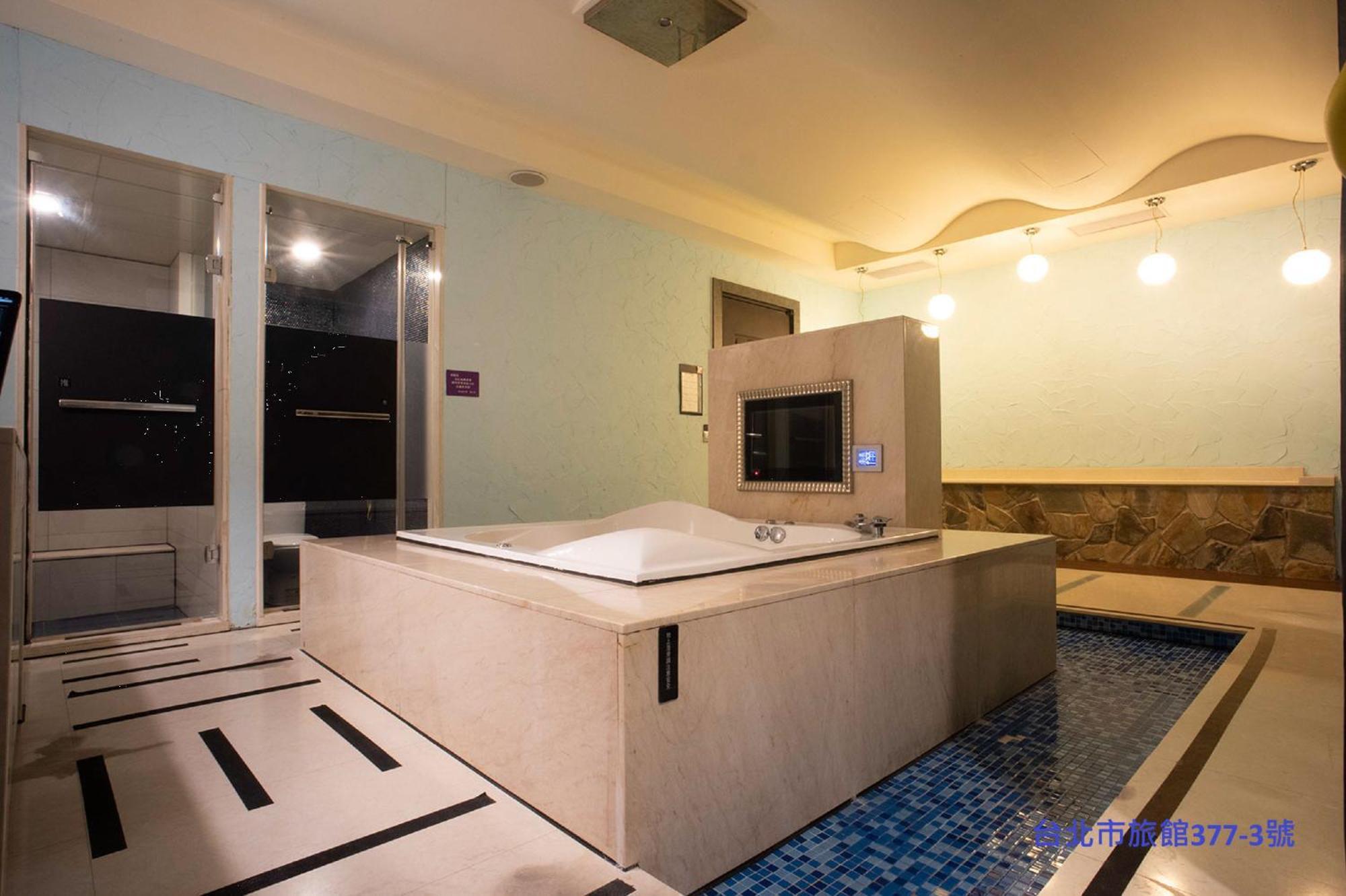Discovery Motel - Yanping Đài Bắc Ngoại thất bức ảnh